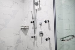  - Delta Hotel by Marriott Sharonville - I-75, Exit 15