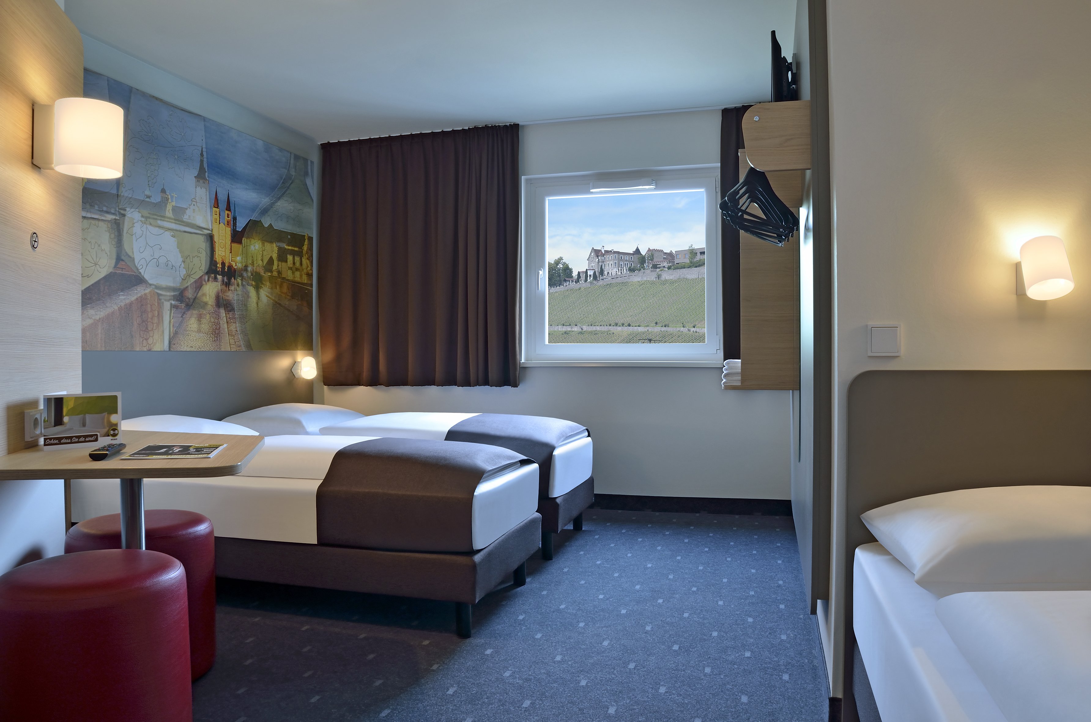 B&B HOTEL WURZBURG-CITY-guestroom-GUEST ROOM.jpg