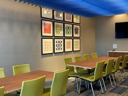  - Holiday Inn Express & Suites Aurora