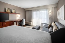  - Courtyard by Marriott Hotel Larkspur