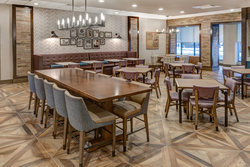  - Holiday Inn East Windsor - I-95, Exit 8