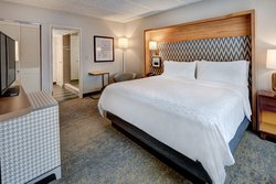  - Holiday Inn East Windsor - I-95, Exit 8