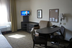  - Candlewood Suites Clarksville - I-24, Exit 4