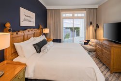  - JW Marriott Rosseau Muskoka Resort & Spa Minett