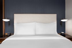  - Courtyard by Marriott Hotel Downtown Lansing - I-496, Exit 7