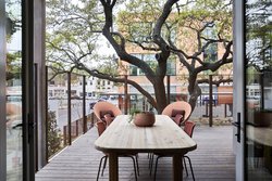  - Hotel Magdalena Austin