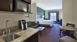  - Holiday Inn Express & Suites Saginaw - I-675, Exit 6
