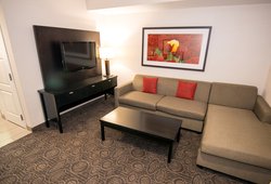  - Holiday Inn & Suites South Red Deer