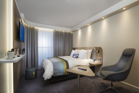 One King Bed Suite