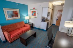  - Holiday Inn Express & Suites Destin Beach