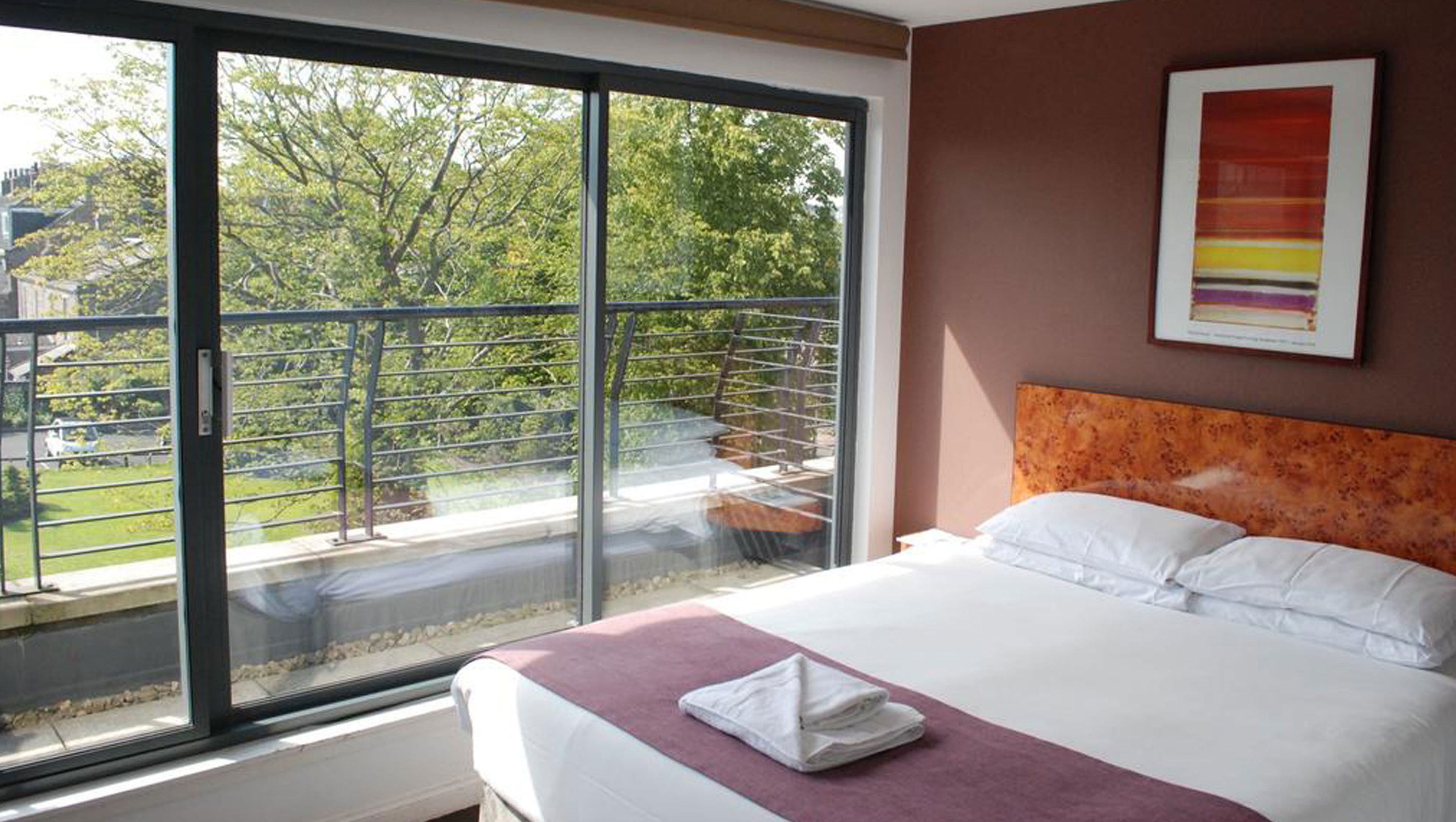 Great Western Hotel Aberdeen-guestroom-MH Great Western Hotel Aberdeen UK Guest Room Balcony Double Room.jpg