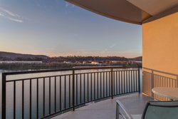  - SpringHill Suites by Marriott Downtown Chattanooga