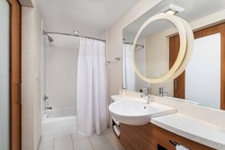  - SpringHill Suites by Marriott Downtown Chattanooga