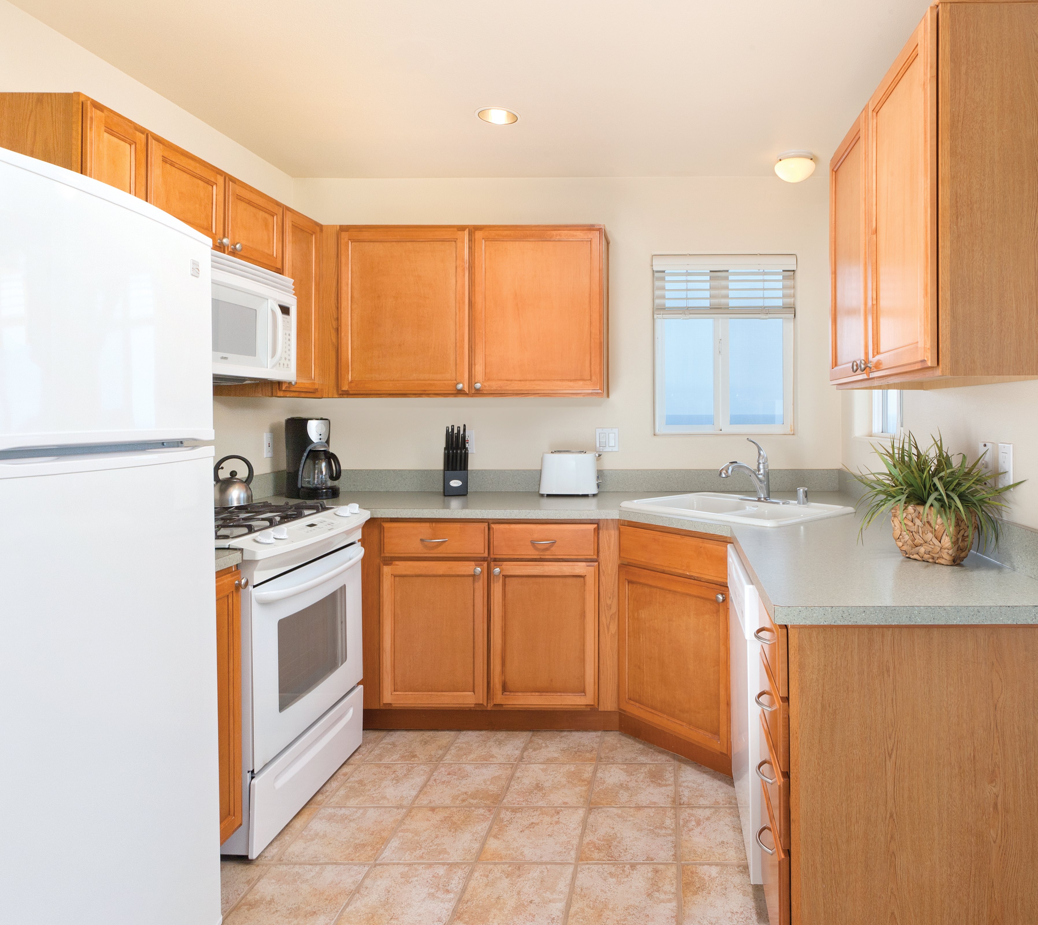 WORLDMARK MARINA DUNES-guestroom-Kitchen - WorldMark Marina Dunes.jpg