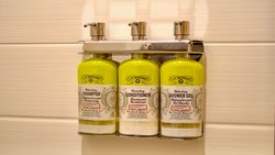  - Holiday Inn Express & Suites Byram