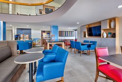  - Holiday Inn Express Warren