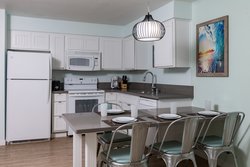  - WorldMark San Diego Mission Valley Resort - I-8, Exit 5