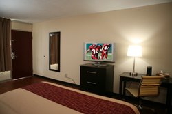  - Red Roof Inn & Suites Cave City - I-65, Exit 53