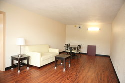  - Red Roof Inn & Suites Cave City - I-65, Exit 53