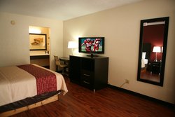  - Red Roof Inn & Suites Cave City - I-65, Exit 53