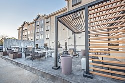  - Staybridge Suites North Cedar Rapids