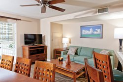  - Club Wyndham at Waikiki Beach Walk Resort Honolulu