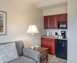  - Wyndham Bay Voyage Inn Jamestown