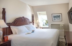  - Wyndham Bay Voyage Inn Jamestown