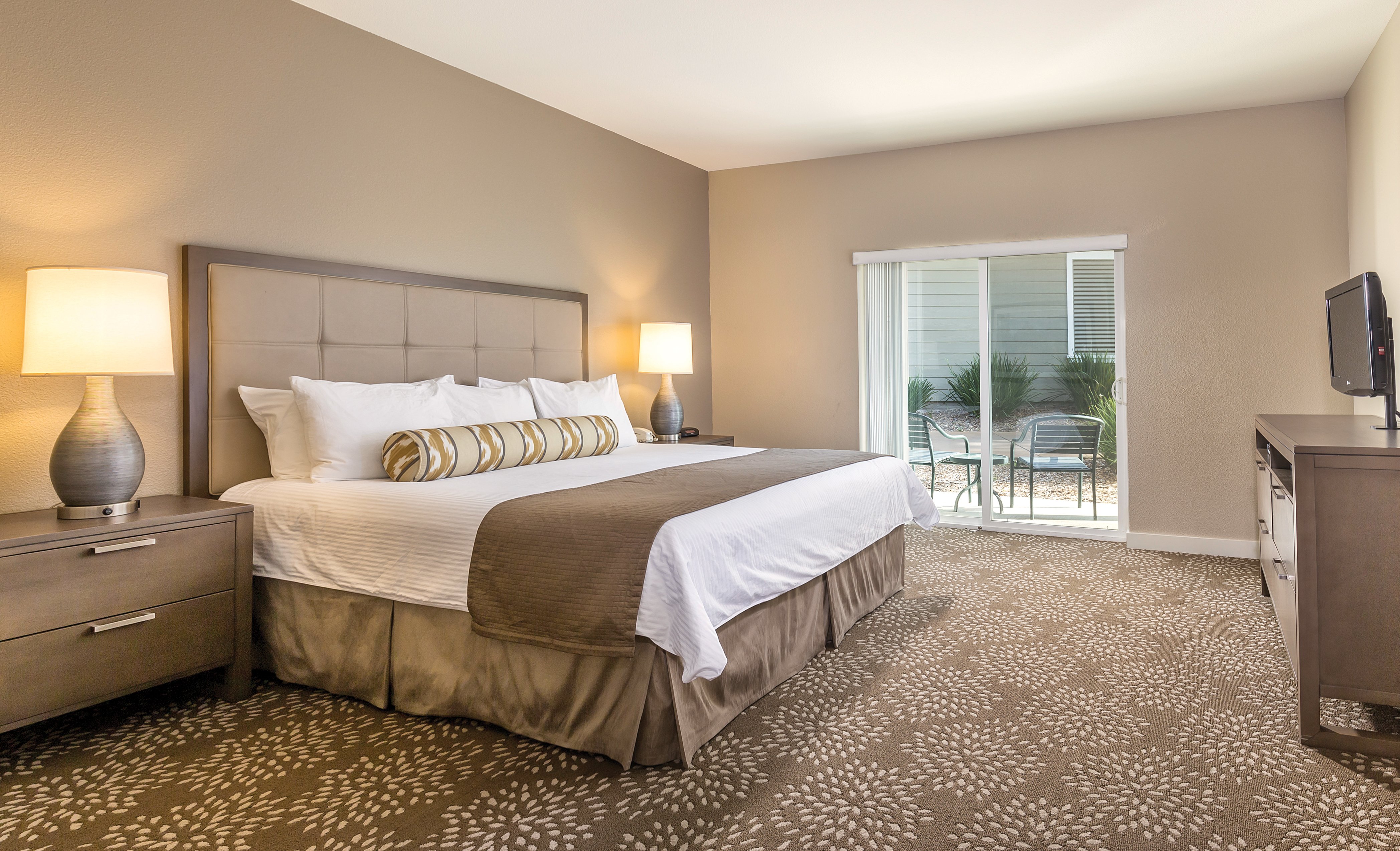 WORLDMARK WINDSOR-guestroom-Bedroom - WorldMark Windsor.jpg