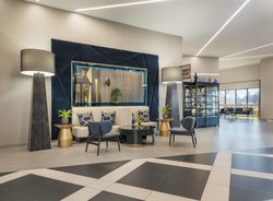  - Crowne Plaza Hotel Warwick - I-95, Exit 28B