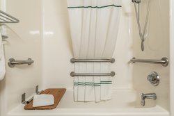  - HomeTowne Studios Research Triangle Durham - I-40, Exit 278