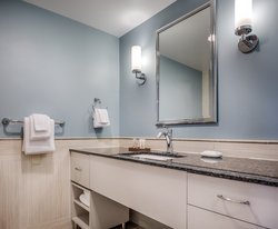  - Club Wyndham Inn on Long Wharf Newport