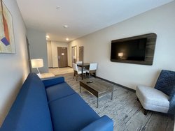  - Holiday Inn Express & Suites Airport Fort Smith