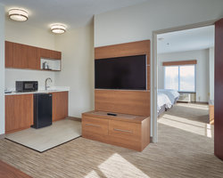  - Holiday Inn Express & Suites South Akron