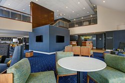  - Courtyard by Marriott Hotel Elmhurst