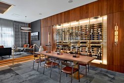  - Courtyard by Marriott Hotel South Calgary