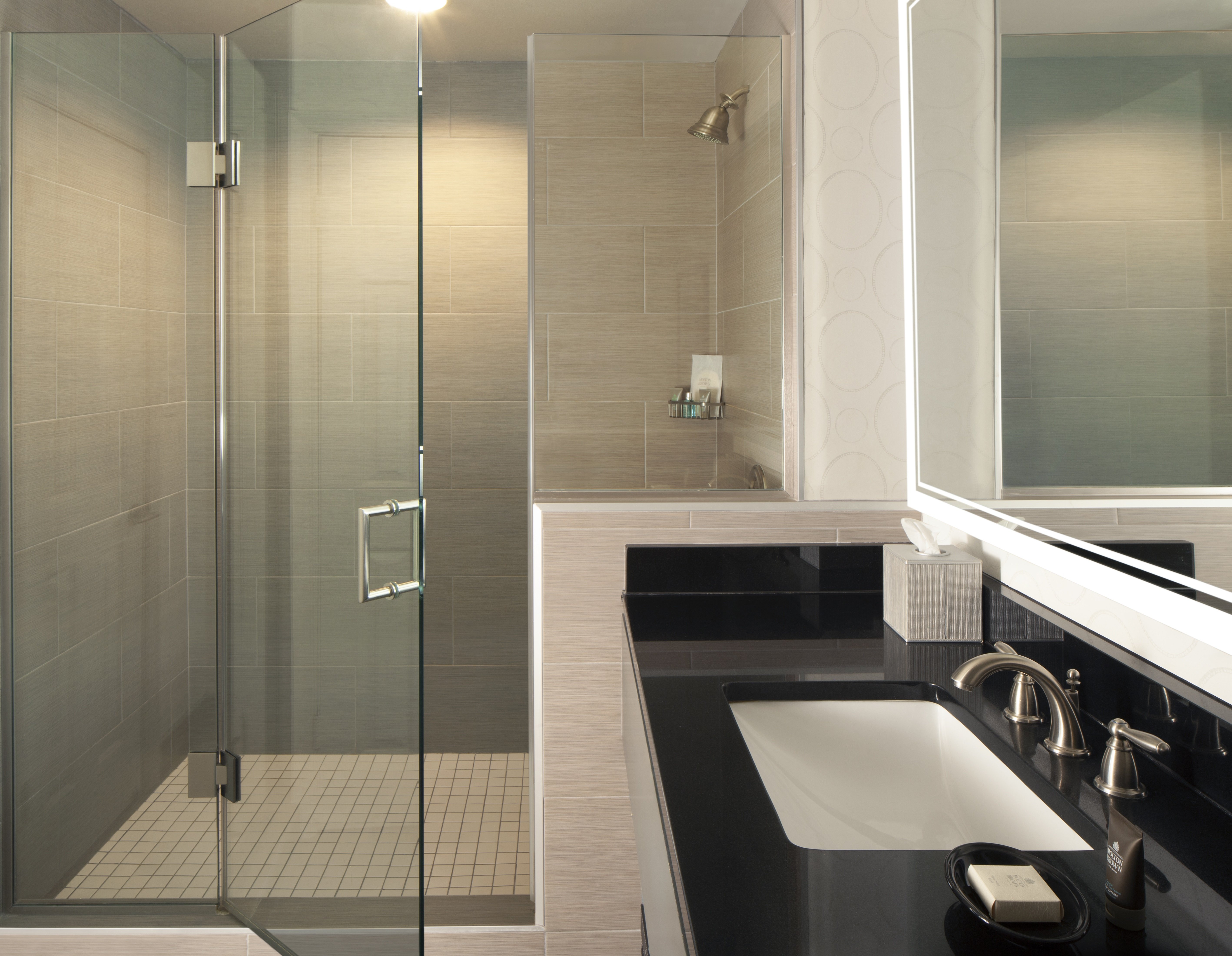 Standard Shower