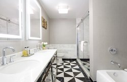  - Chamberlain Hotel West Hollywood