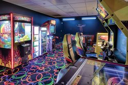  - Club Wyndham Resort National Harbor - I-95 & I-495, Exit 2A