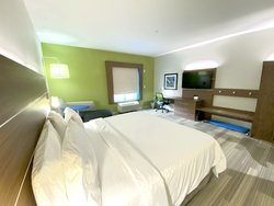  - Holiday Inn Express Pineville