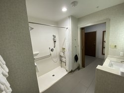  - Holiday Inn Express Pineville