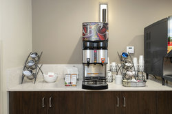  - Red Roof Plus+ Inn University Tuscaloosa - I-20 & I-59, Exit 76