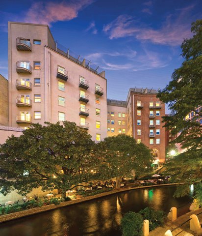 Exterior - Club Wyndham Riverside Suites