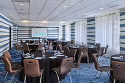  - Hotel Republic Downtown San Diego