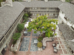  - Le Petit Pali at 8th Avenue Hotel Carmel