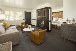  - Le Petit Pali at 8th Avenue Hotel Carmel