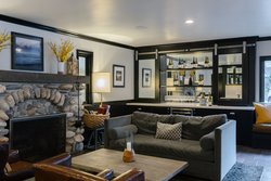  - Le Petit Pali at 8th Avenue Hotel Carmel