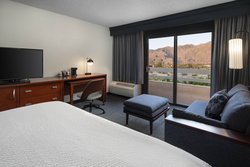  - Courtyard by Marriott Hotel Palm Springs