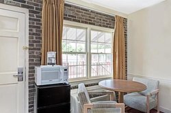  - Captain John Smith Inn Williamsburg