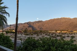  - Courtyard by Marriott Hotel Palm Springs